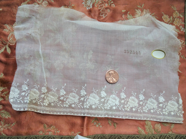 BEAUTIFUL Vintage Swiss Organdy Embroidered Lace Applique, Perfect