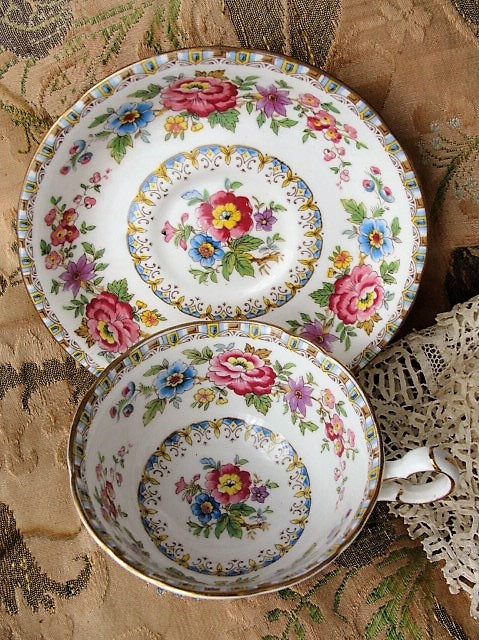 BEAUTIFUL Vintage Footed Teacup and Saucer ROYAL GRAFTON English Bone China Lovely Flowers Cup and Saucer Bridal Showers Tea Parties,Gifts