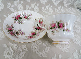 LOVELY Royal Albert English Bone China Teacup and Saucer,Lavender Rose Pattern,Charming Pink Roses Cup Saucer,Collectible Vintage Teacups