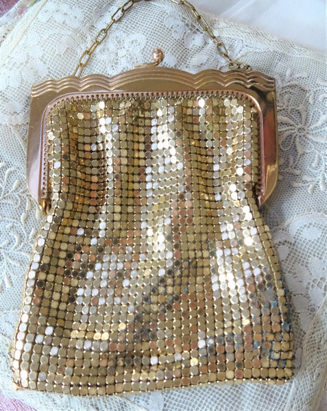 Antique outlet Whiting & Davis Mesh Art Deco Flapper Purse Original