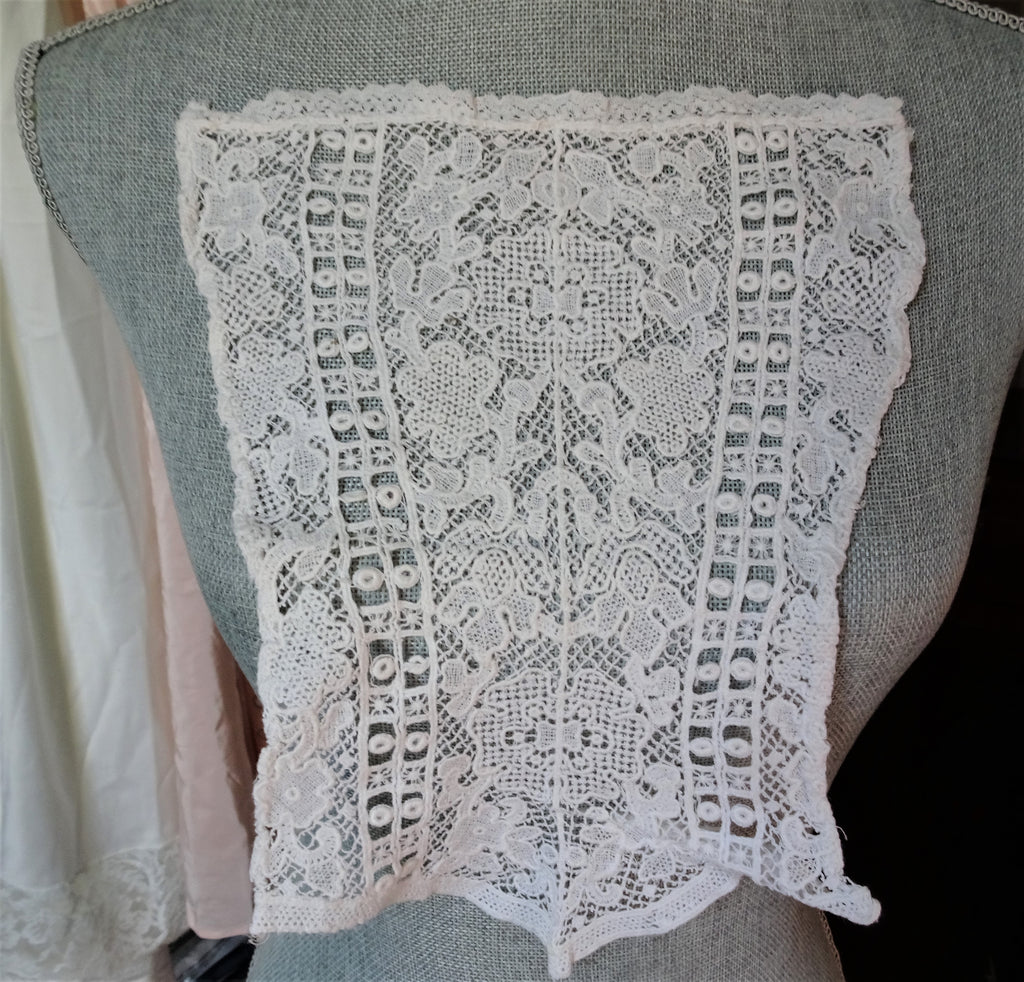 BEAUTIFUL Antique Lace Insert Dicky, Lovely Lace, Display or Use in Heirloom Sewing, Collectible Lace