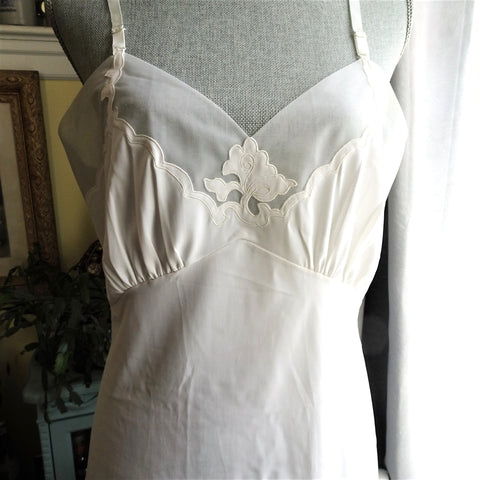 Vintage 60s PIN UP French Lace Embroidered Silky Slip Lingerie