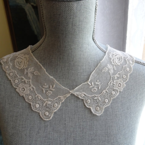 BEAUTIFUL Antique French Netted Lace Collar,Intricate Lace Rose and Flower Pattern, Embroidery,Downton Abbey Great Gatsby Flapper Bridal Lace,Collectible Lace