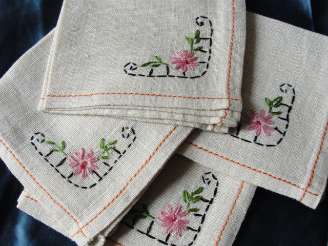 SWEET Vintage 1930s Luncheon Tea Time Napkins Set Pretty Pink Embroidery Never Used