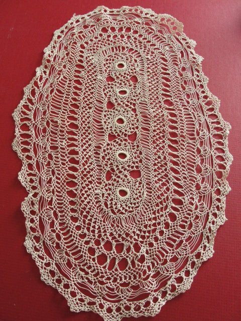 ANTIQUE Hand Knotted Lace Oval Doily Beautiful Example of fine Workmanship Frame It