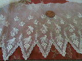 WONDERFUL Antique French Netted Lace Flounce Trim,Delicate Pattern, Ideal For Dolls,Bridal Dress,Fine Heirloom Sewing, Collectible Vintage Lace