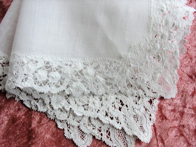 Antique 1900s Heirloom Bobbin Lace Edged Handkerchief Hanky Perfect Hankie For Bride To Be Special Wedding Bobbin Lace Downton Abbey Era
