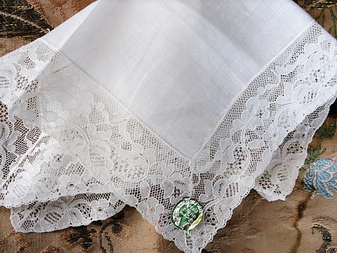 Beautiful Vintage BRIDAL WEDDING Handkerchief Irish Linen ,WIDE French Lace Hankie ,Special Bridal Hanky,Bridal Gift, Collectible Hankies