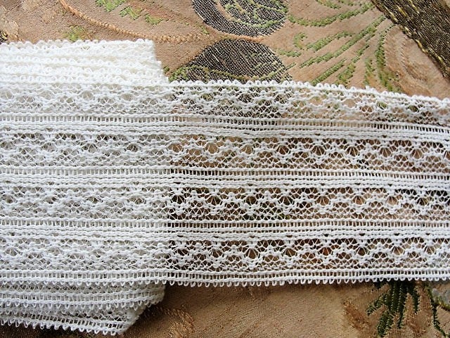 LOVELY Antique French Lace Cotton Trim Delicate Pattern Ideal For Dolls,Baby Bonnets,Christening Gowns,Bridal Dress,Wedding Heirloom Sewing