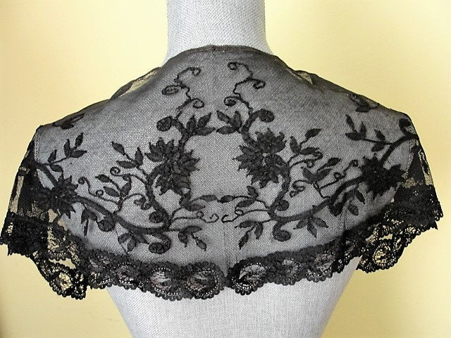 GORGEOUS Antique Black Lace Shawl, Netted Lace Collar,Victorian
