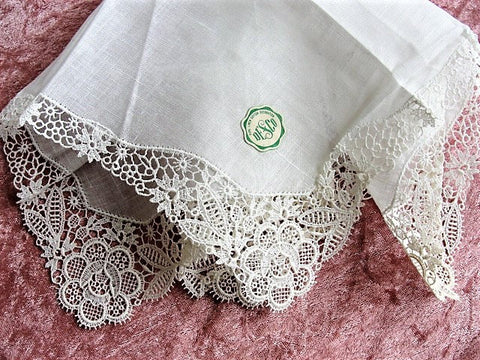 BEAUTIFUL Vintage Lace Hankie BRIDAL WEDDING Handkerchief Lace n Linen Bridal Hanky Fancy Wide  Lace Collectible Hankies