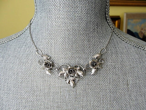 GORGEOUS Vintage Sterling Silver ROSES Necklace, High Quality Silver Necklace,Bridal Necklace,3 D Silver Floral Necklace,Collectible Jewelry