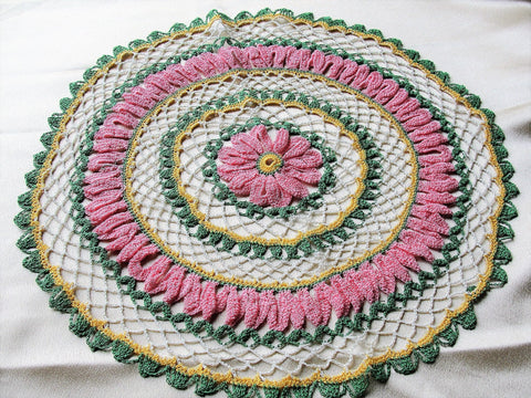 CHARMING Vintage Floral Doily, PINK Flower,Hand Crocheted Doily,Farmhouse Decor,French Country Cottage,Collectible Doilies,Vintage Decor