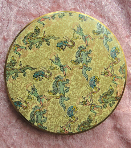 BEAUTIFUL Vintage 1950s Powder Compact,Persian Legend Dragons Design,Vogue Vanities,Purse Powder Compact,Collectible Handbag Powder Compacts