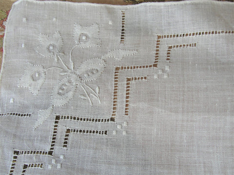 Vintage MADEIRA Hanky Hand Embroidered Applique Handkerchief White Work Embroidery FLORAL Openwork Wedding Bridal Bridesmaids Special Hankie