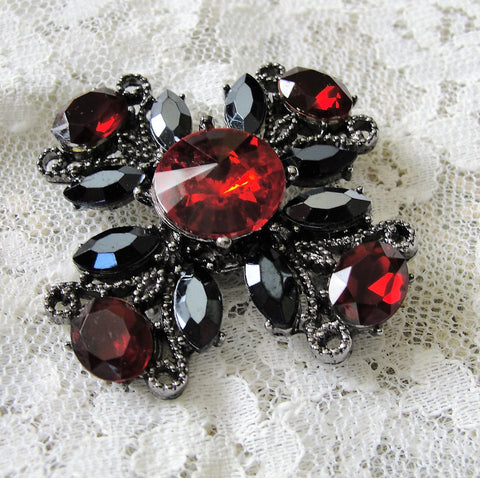 LOVELY Rhinestone Maltese Cross Brooch Pin,Art Glass Rhinestone Brooch Pin,Red and Black Stones,Mid Century,Collectible Mid Century Jewelry