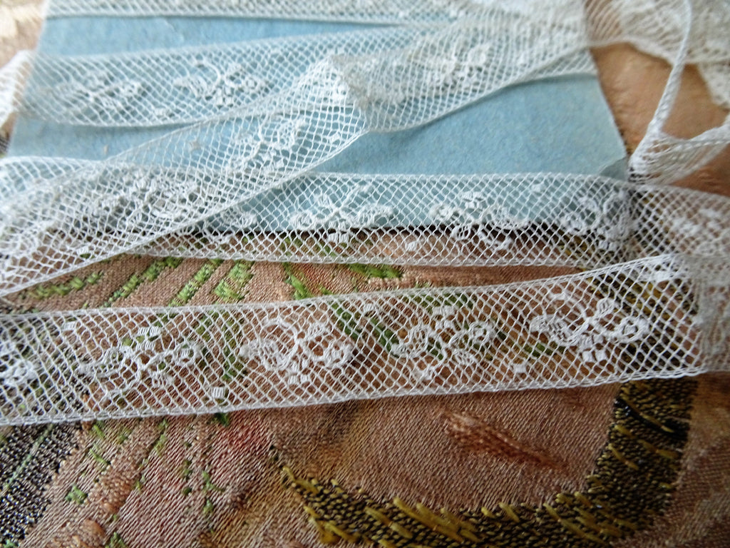 LOVELY Antique French Lace,Cotton Lace Trim,Delicate Intricate Floral Pattern 46 inches,Dolls,Christening Gowns,Bridal Lace,Heirloom Sewing