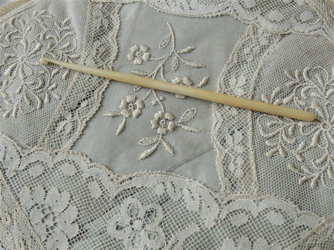 LOVELY Antique Elegant Carved Bone Crochet Hook,Vintage Needle Work Tool,Collectible Crochet Tool,Needlework tools,Antique Sailor Art