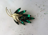 BEAUTIFUL Art Glass Brooch,Emerald Green Elongated Marquise Pin,Striking Design,Gold Tone Metal Leaves, Collectible Mid Century Jewelry