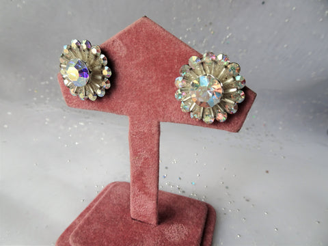 DAZZLING Art Glass Earrings,Mirror Like Sparkling Aurora Borealis Rhinestones,1950s Clip On Earrings,Mid Century,Collectible Vintage Jewelry