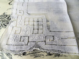 VINTAGE Wedding Handkerchief,Art Deco Drawn Thread and Embroidery,Beautiful Bridal Hankie,Stunning Madeira Linen,Collectible vintage Hankies