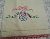 ANTIQUE Charming Embroidered Guest Towel, 1920s Quality Vintage Linen Towel, Housewarming Gift, French Cottage, Farmhouse Decor