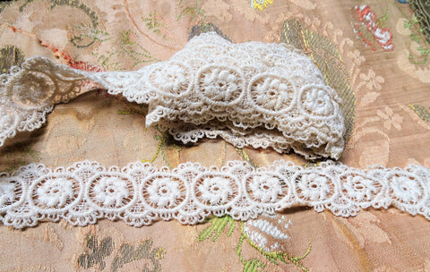 BEAUTIFUL Antique Lace Cotton Trim,Intricate Victorian Pattern, For Dolls,Christening Gowns,Bridal,Heirloom Sewing,Textiles,Collectible Lace