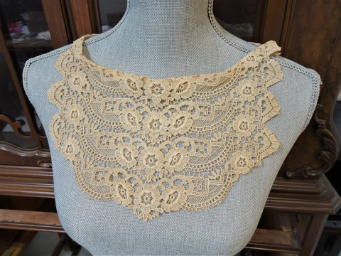 ANTIQUE French Lace Collar,Intricate Floral Lace,Mixed Lace,Flapper Dress Lace,Bridal Gown Lace,Vintage Clothing,Collectible Vintage Lace