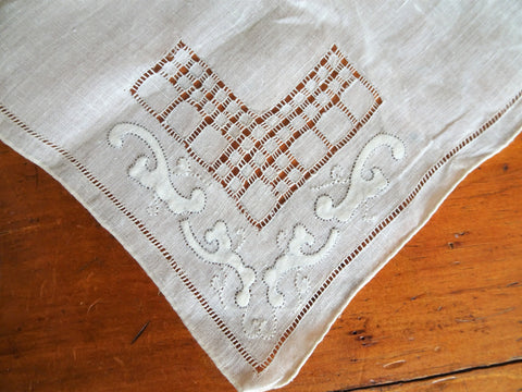 BEAUTIFUL Antique Hanky,Applique Hand Drawn Thread Work Lace Hankie,Lovely Wedding Bridal Hanky, Collectible Vintage Hankies