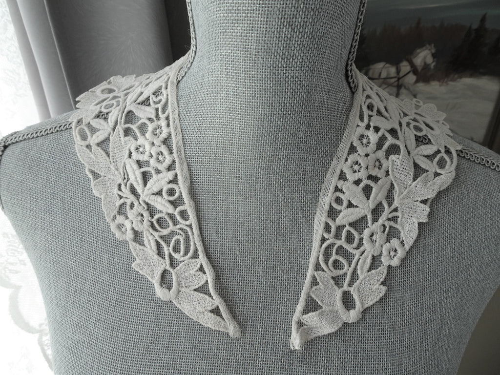 ANTIQUE French Lace Collar,OpenWork, Embroidery,Downton Abbey Great Gatsby Flapper Bridal Lace,Collectible Lace