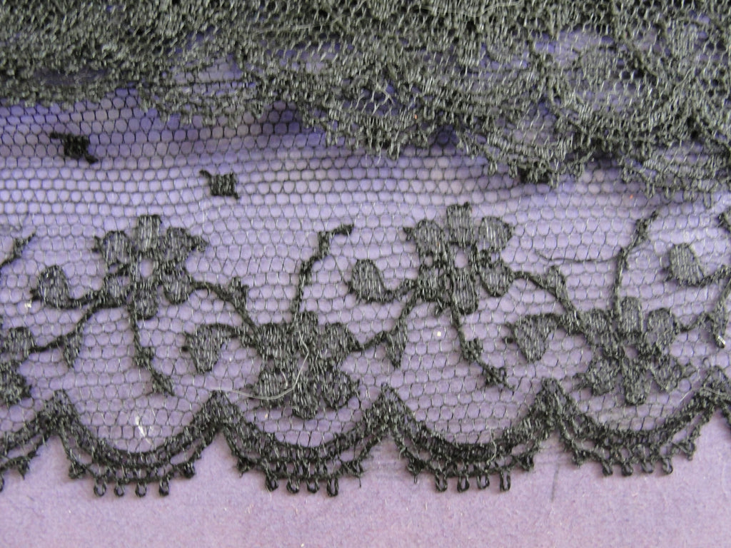 Antique French CHANTILLY Lace Trim Yardage Never Used Delicate Intricate Pattern Ideal For  Fine Projects, Dolls Heirloom Sewing