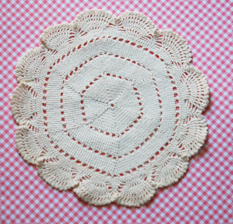 Antique Hot Plate DOILY Hand Crochet Cotton Lace Centerpiece Table Doily Cottage Decor