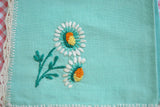 Pretty vintage napkins daisy embroidery